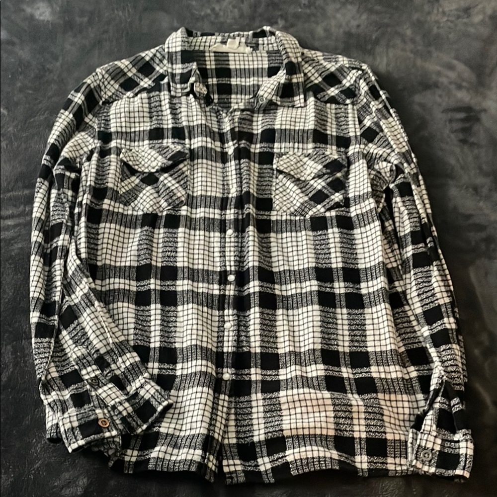 Black and White Plaid Women’s Shirt